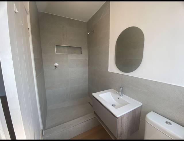 2 BEDROOM APARTMENT FOR SALE IN NEWSEL BEACH